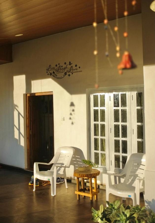 Rc Awkward Hotel Nuwara Eliya Exterior foto